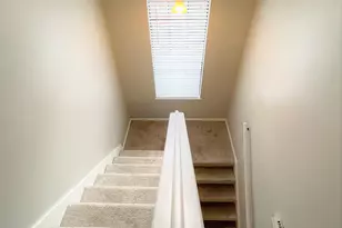 1601 Faro Dr, Austin, TX 78741 - Photo 12