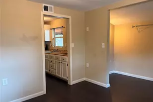 134 Boxwood #C Ln, Bastrop, TX 78602 - Photo 8