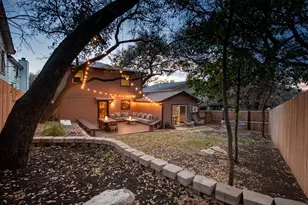 1106 Mission Ridge Blvd, Austin, TX 78704 - Photo 24