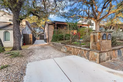 1106 Mission Ridge Boulevard #B, Austin, TX 78704 - Photo 2
