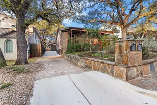 1106 Mission Ridge Blvd, Austin, TX 78704 - Photo 2