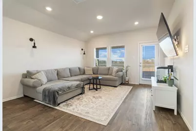 249 Calgary Lane, San Marcos, TX 78666 - Photo 4