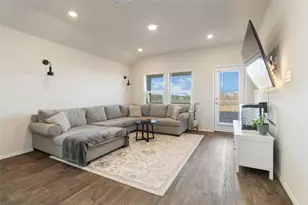 249 Calgary Ln, San Marcos, TX 78666 - Photo 4