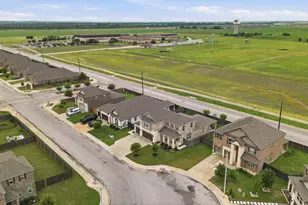 1515 Foxglove Dr, Lockhart, TX 78644 - Photo 2
