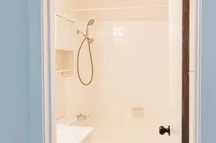 10410 Leaning Willow Dr, Austin, TX 78758 - Photo 16