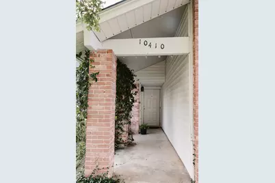 10410 Leaning Willow Drive, Austin, TX 78758 - Photo 2