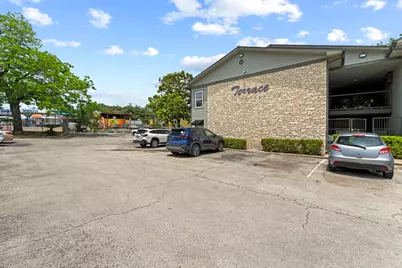 2303 East Side Drive #211, Austin, TX 78704 - Photo 2