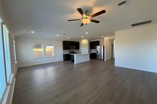 112 Holmby Dr, Hutto, TX 78634 - Photo 4