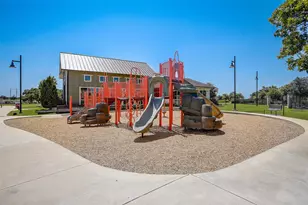 204 Miracle Rose Way, Liberty Hill, TX 78642 - Photo 38