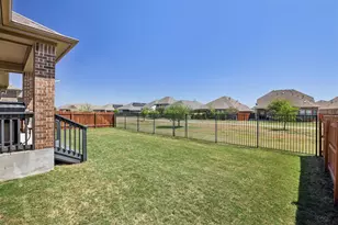 204 Miracle Rose Way, Liberty Hill, TX 78642 - Photo 30