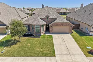 204 Miracle Rose Way, Liberty Hill, TX 78642 - Photo 2