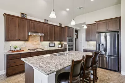 204 Miracle Rose Way, Liberty Hill, TX 78642 - Photo 10