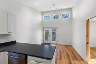 807 Keasbey St, Austin, TX 78751 - Photo 6