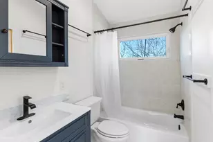 807 Keasbey St, Austin, TX 78751 - Photo 12