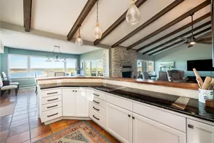 427 Coventry Rd, Spicewood, TX 78669 - Photo 16