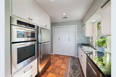 427 Coventry Road, Spicewood, TX 78669 - Photo 14