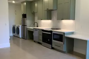 2800 Pearl Dr, Austin, TX 78705 - Photo 1