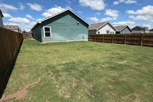 109 High Hill Cv, Georgetown, TX 78626 - Photo 18