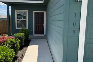 109 High Hill Cv, Georgetown, TX 78626 - Photo 2