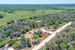 119 Milam Ln, Bastrop, TX 78602 - Photo 4