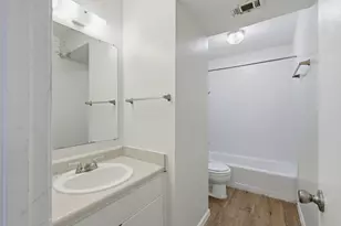 2319 Greenfield Pkwy, Austin, TX 78741 - Photo 14