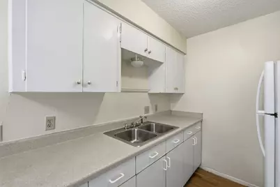 2319 Greenfield Parkway #103, Austin, TX 78741 - Photo 10