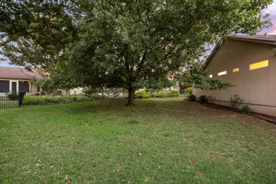 110 Hale Court, Georgetown, TX 78633 - Photo 24