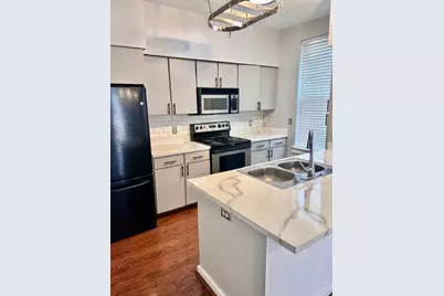 1201 Grove Boulevard #1901, Austin, TX 78741 - Photo 8