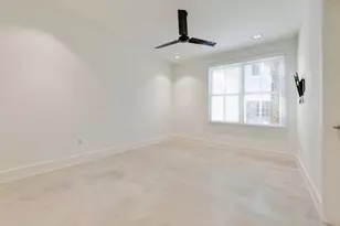 408 W 38 1/2 St, Austin, TX 78705 - Photo 22