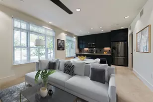 408 W 38 1/2 St, Austin, TX 78705 - Photo 4