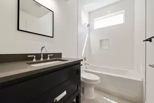 408 W 38 1/2 St, Austin, TX 78705 - Photo 28