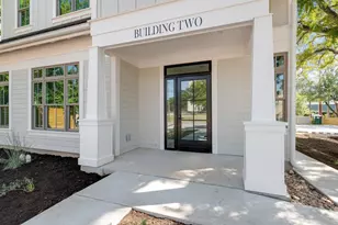 408 W 38 1/2 St, Austin, TX 78705 - Photo 18