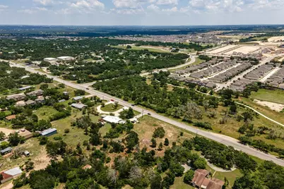 27709 Ranch Road 12, Dripping Springs, TX 78620 - Photo 14