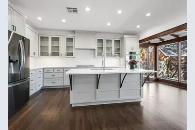 2704 Oakhurst Avenue, Austin, TX 78703 - Photo 10