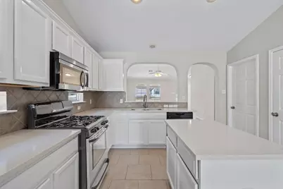 1021 Rawhide Trail, Cedar Park, TX 78613 - Photo 10