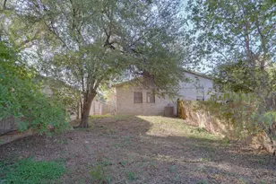 6713 Deatonhill Dr, Austin, TX 78745 - Photo 20