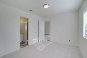 6713 Deatonhill Dr, Austin, TX 78745 - Photo 16
