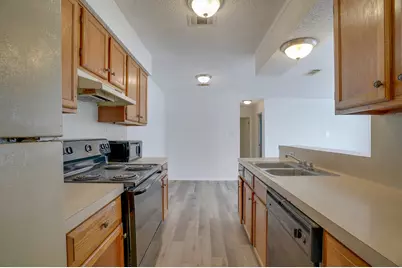 6713 Deatonhill Drive #B, Austin, TX 78745 - Photo 8