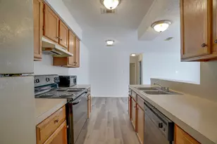 6713 Deatonhill Dr, Austin, TX 78745 - Photo 8