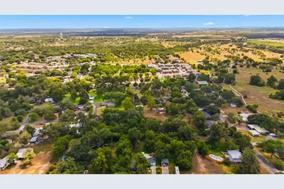 130 Colorado Lane, Seguin, TX 78155 - Photo 14