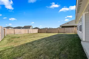 112 Short Toed Swoop, Cedar Creek, TX 78612 - Photo 34