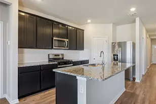 112 Short Toed Swoop, Cedar Creek, TX 78612 - Photo 12