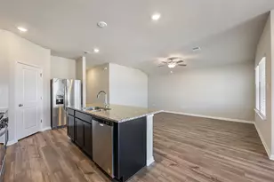 112 Short Toed Swoop, Cedar Creek, TX 78612 - Photo 14