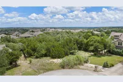 179 Shawnee Trail, Dripping Springs, TX 78620 - Photo 10