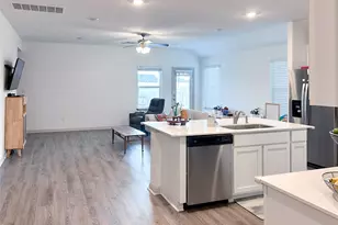 111 Sweetwater Crk Ln, Hutto, TX 78634 - Photo 4
