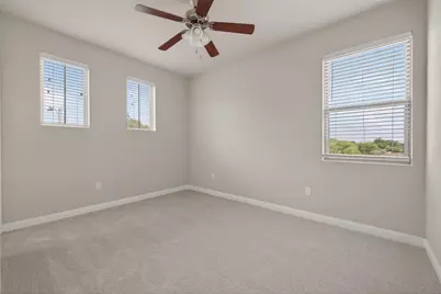 1501 Lawrence Street, Austin, TX 78741 - Photo 20