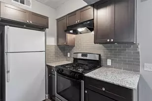 2501 Manor Cir, Austin, TX 78723 - Photo 8