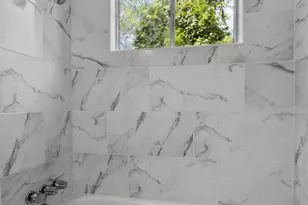 2501 Manor Cir, Austin, TX 78723 - Photo 16