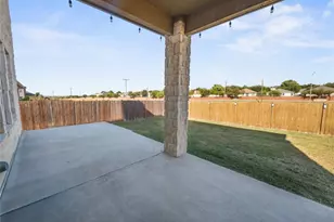 104 Rocroi Dr, Georgetown, TX 78626 - Photo 32