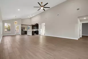 104 Kipapa Ct, Bastrop, TX 78602 - Photo 4